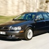 ボルボV40。2004年で生産終了。