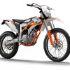 【東京モーターサイクルショー12】KTM、初のトレッキングバイクを発売