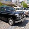 東京・品川に集結したダットサンなどの旧車45台。午後には街をパレード走行した。