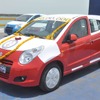 マルチスズキのインドからの100万台目の輸出車となったAスター