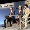 DREAMS COME TRUEとトヨタマーケティングジャパンマーケティングディレクターの片岡史憲氏（左）