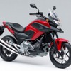 ホンダ NC700X デュアルクラッチトランスミッション<ABS>（マグナレッド）