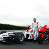 【ホンダミーティング】疾走写真蔵…福井社長、F1マシンをドライブ!!