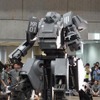 【ワンフェス2012夏】搭乗可能な巨大ロボット「クラタス」、幕張メッセに立つ！