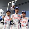 写真：左から、中嶋一貴選手、アレックス・ブルツ選手、ニコラス・ラピエール選手（参考画像：第4戦シルバーストーンで表彰台を獲得）
