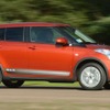スズキ スイフト4×4にアウトドア仕様…イタリア