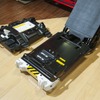 左にあるのは車いす側に装着するアタッチメント