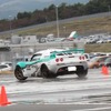 日本ジムカーナ選手権に出場している柴田優作選手が、自らのマシン「ADVAN ペトロナス EXIGE」でジムカーナ同乗走行を実施。