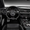 新型アウディ RS6 アバント
