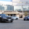 ベントレー・コンチネンタルGTスピード(左)とGT W12(右)