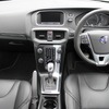 ボルボ V40 T5 R-DESIGN