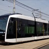 札幌市電A1200形の外観。5月5日から営業運行を開始する予定。