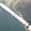 イプシロンロケットの飛翔イメージCG。
