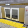 銀座一丁目駅のホームドア。有楽町線は2014年2月22日までに全駅のホームドアの整備を完了する予定。