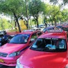 バンコクのタクシー約１００台、ＬＰＧ値上げに抗議
