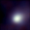 すばる望遠鏡が捉えたアイソン彗星の中間赤外線画像。擬似カラー合成（国立天文台）