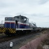 鹿島臨海鉄道の鹿島臨港線は通常、貨物列車しか運行されていない。写真はKRD64形ディーゼル機関車けん引の貨物列車。