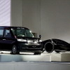 取り回しの良いボディサイズに、優れた乗降性とゆとりある室内空間を実現したトヨタの次世代タクシー『JPN TAXI Concept』