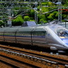 山陽新幹線を走行する500系。12月19日以降は4列席を現在の6号車から4～6号車に拡充する。