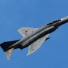 機齢を思わせないほど暴れまわるF-4戦闘機。