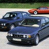 2代目BMW M5（E34型、手前）と初代BMW M5（E28型）、そしてBMW M1