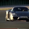 スペインのバレンシア・サーキットを走行するポルシェ918スパイダー