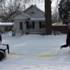 米国ミシガン州で雪にスタックした警察車両を救出する2代目スバルインプレッサWRX