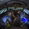 操縦訓練を行う海南航空のパイロット