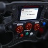 レッドブルF1が4月1日からテスト中の新ステアリングホイール