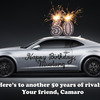 フォードマスタングの50歳の誕生日を祝福したシボレーカマロ
