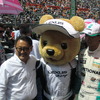 決勝グリッドにトヨタの豊田章男社長が登場（右は#36 レクサスRC Fの平川亮）。