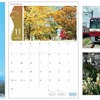 一般から写真を募集した2014年版の京急カレンダー。壁掛け（左・中）と卓上（右）の2種類がある。2015年版のカレンダーで使う写真も一般から募集する。