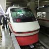 東武はお盆期間中に特急列車を増発する。写真は『りょうもう』で運用されている200系。