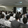 『スマートパレットシステム」のセミナーには、定員100人を超す120名が参加。満員となった。
