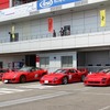 左からTAISAN STARCARD F40、599GTO、F40