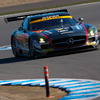 GT300のポールを獲得した#11 メルセデス SLS。