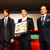 東京・六本木で11月20日に公開されたジャガー『Fタイプ 錦織圭エディション』。錦織圭選手、許斐剛氏、マグナス・ハンソン社長などがそれぞれ想いを語った