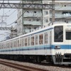 現行カラーの8000系。8000系は、東武東上線池袋～小川町間からは2015年1月17日限りで撤退する。