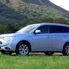 三菱 アウトランダーPHEV