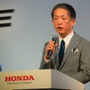 ホンダ 新型ジェイドの発表会見に出席した、峯川尚専務執行役員