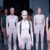ニューヨークで発表されたアディダスオリジナルスとカニエ・ウェストのコラボコレクション「YEEZY SEASON 1」