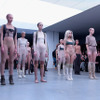 ニューヨークで発表されたアディダスオリジナルスとカニエ・ウェストのコラボコレクション「YEEZY SEASON 1」