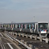 横浜シーサイドラインは3月30日にダイヤ改正を実施。運行間隔の変更や増発などを行う。写真はシーサイドラインの列車。