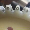 炭素繊維織物で強化した樹脂製歯車