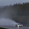 雨中の公式練習を走る#2 TOYOTA TS040 HYBRID。