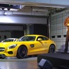 メルセデス AMG GTと、メルセデス・ベンツ日本の上野金太郎社長