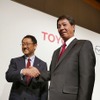 トヨタとマツダ、商品・技術での継続的協力構築で覚書（トヨタ豊田章男社長とマツダ小飼雅道社長）