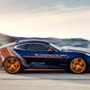 ジャガー FタイプRの世界最高速記録挑戦サポートカー