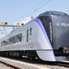 JR東日本、中央本線の新型特急「E353系」量産先行車を公開