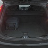 荷室はフルエステートに比べると小さいが、リゾートエクスプレスとしては十分。